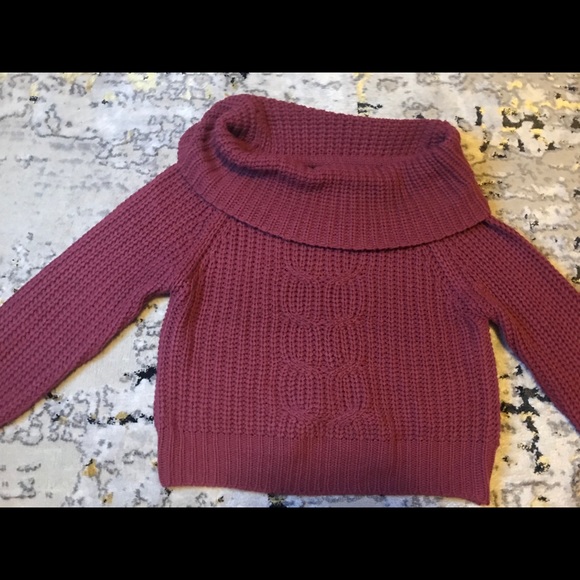 Mauve turtle neck sweater - Picture 1 of 3